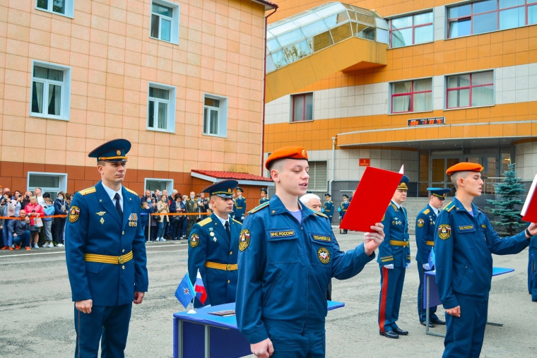 Академия ГПС МЧС России.